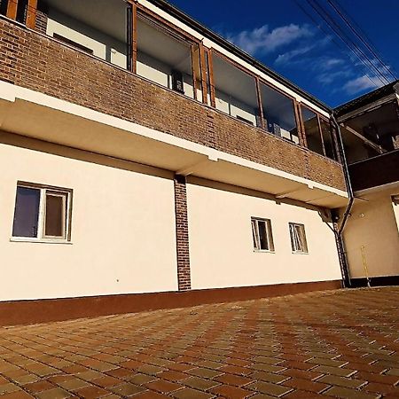 Fresh Accommodation Рэдэуци Экстерьер фото