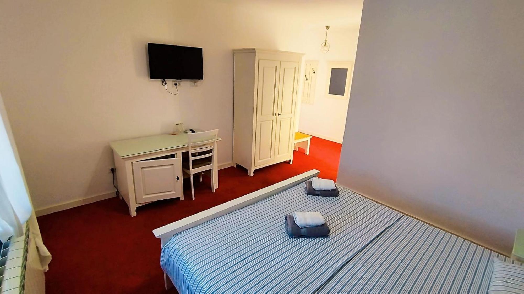 Fresh Accommodation Рэдэуци Экстерьер фото
